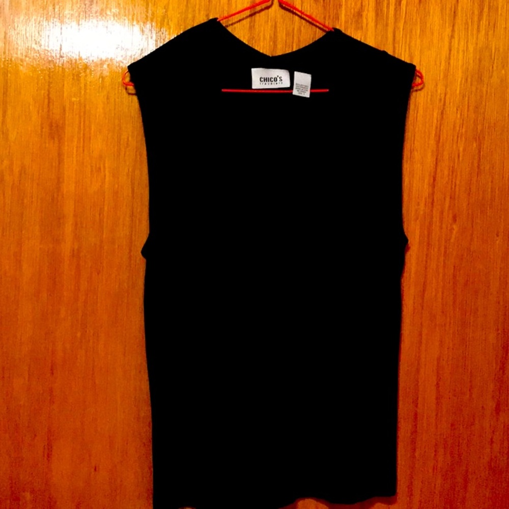 Chico's Black Travelers Sleeveless V-neck Top  Size 1/S/8